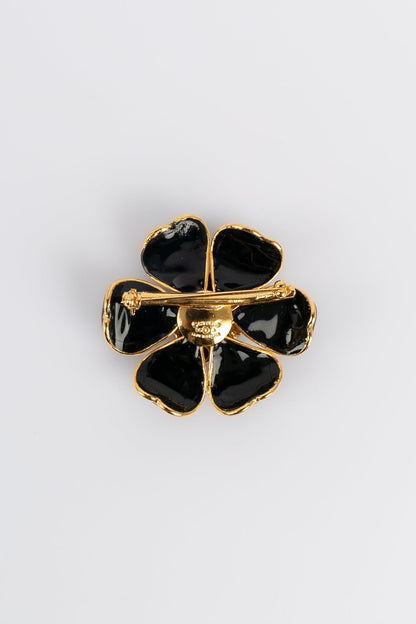 Broche camélia Chanel 1995
