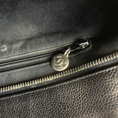 CHANEL CC Medallion Black Diamond Quilted Caviar Leather Tote / Shoulder Bag