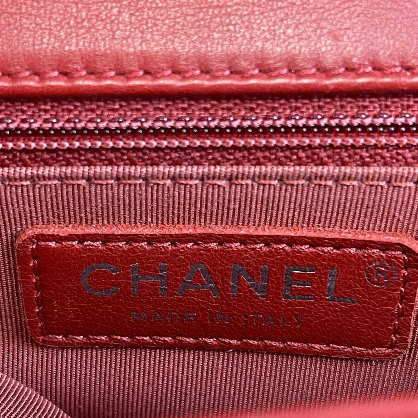 CHANEL Boy New Bag Quilted Calfskin New Medium Red Crossbody Bag