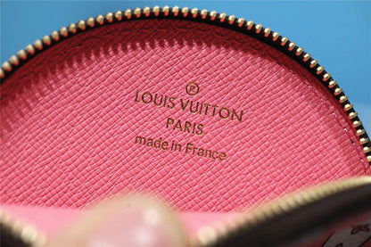 Franco Shops - Louis Vuittons  - 9188