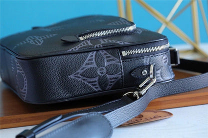 Franco Shops - Louis Vuittons  - 10297