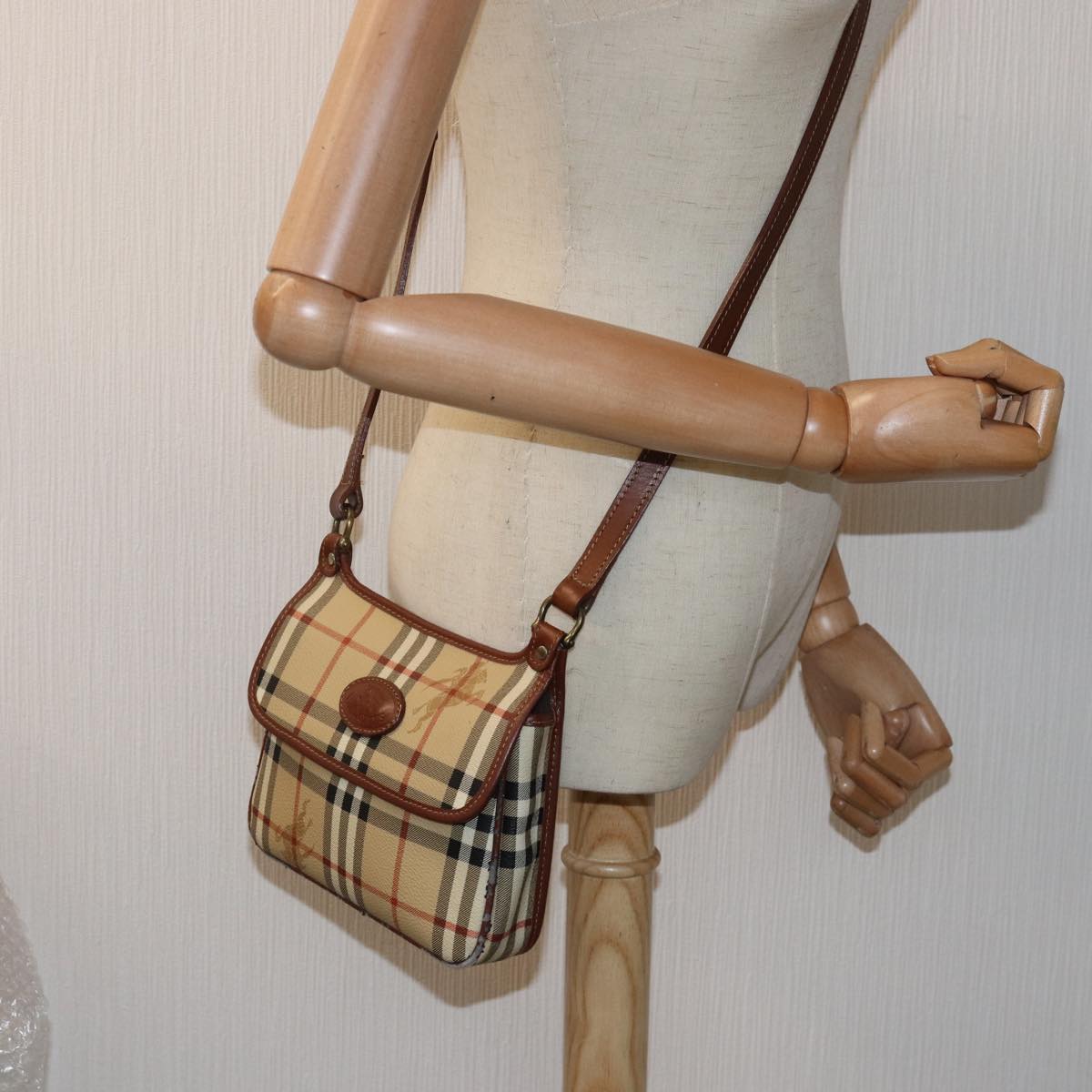 BURBERRYSs Nova Check Shoulder Bag PVC Leather Beige Auth 76100