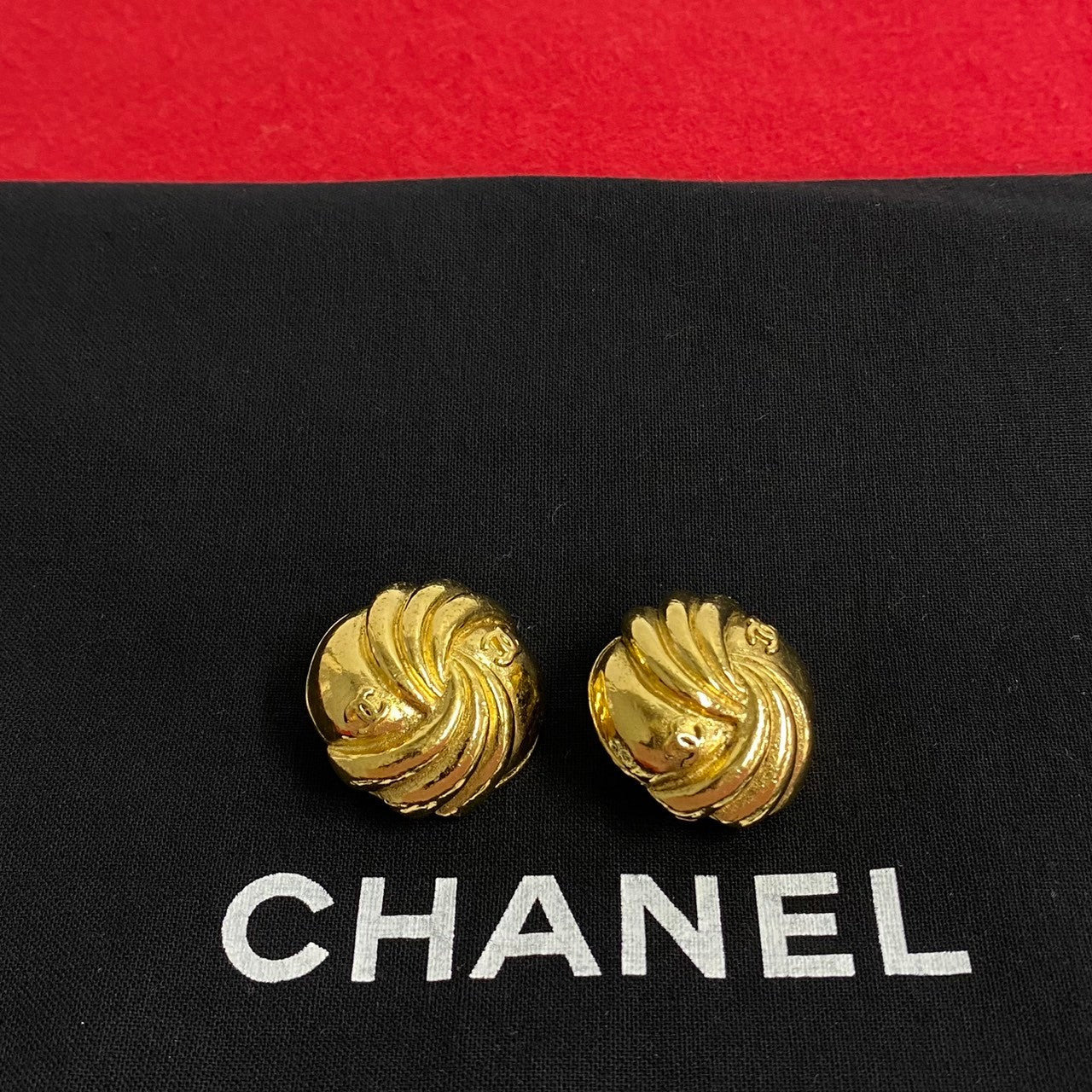 CHANEL Earring Gold Plated gold