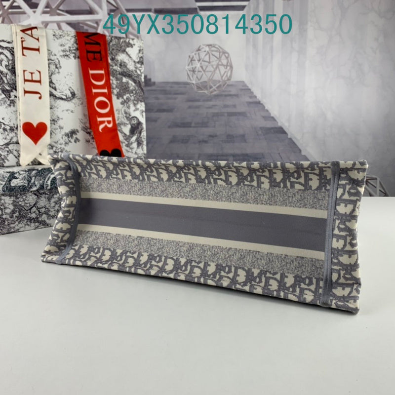 Christian Dior Bags Bags - The Tote   046