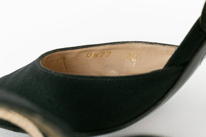 Escarpins noirs Chanel