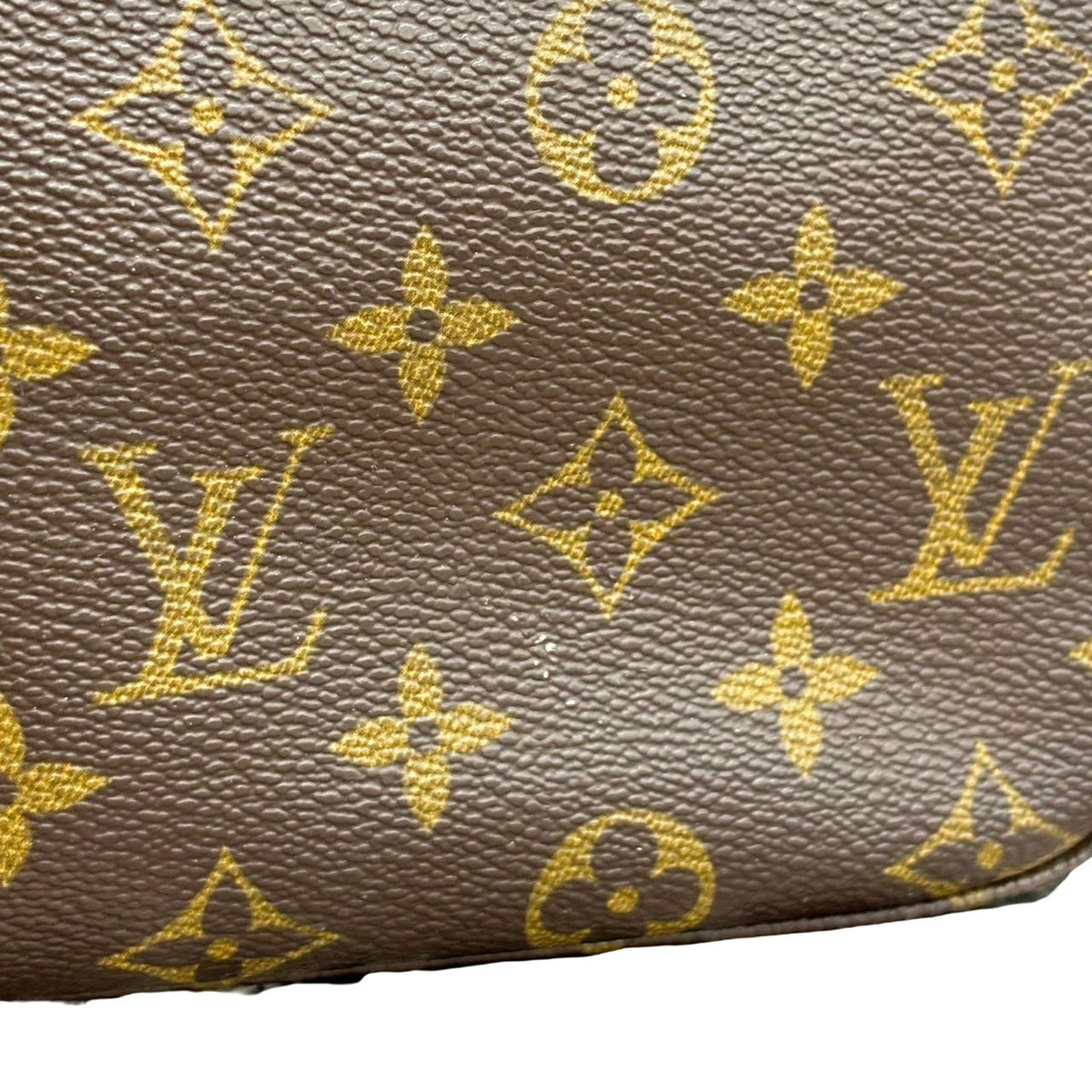 LOUIS VUITTON <br> Monogram Looping GM