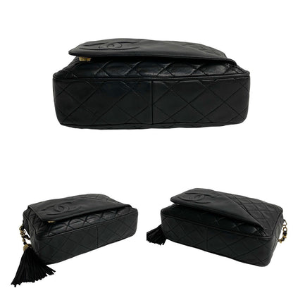 Chanel CC Matelasse Camera Bag  Leather Crossbody Bag in Good condition