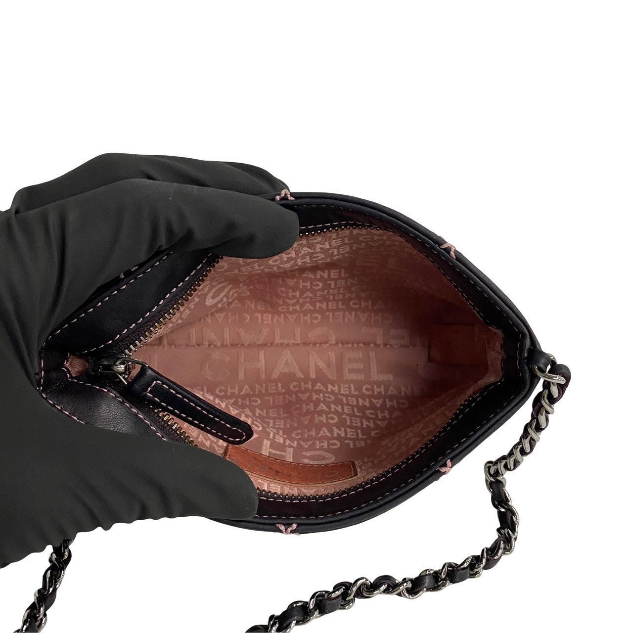 Chanel CC Wild Stitch Chain Bag  Leather Handbag in Good condition