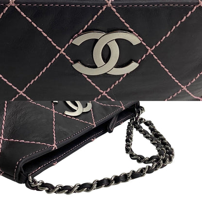 Chanel CC Wild Stitch Chain Bag  Leather Handbag in Good condition