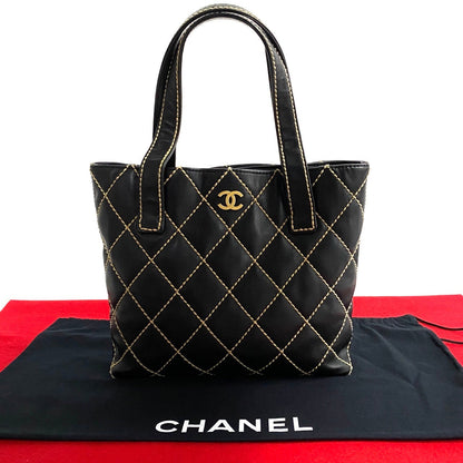 Chanel Matelasse Wild Stitch Coco Mark Leather Tote Bag Leather Tote Bag 36651 in Good condition