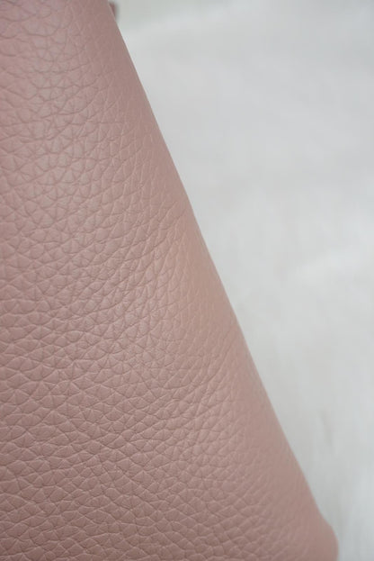Louis-Vuitton Capucines Size BB Pink