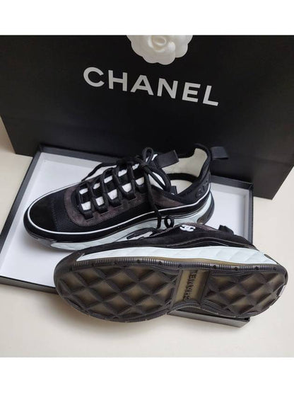 Fabric Suede Calfskin Low-Top Sneakers Dark Grey Chanel
