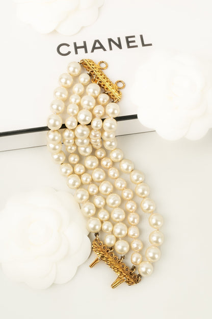 Bracelet de perles nacr√©es Chanel