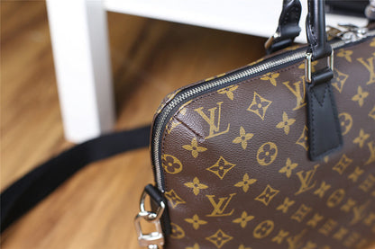 Franco Shops - Louis Vuittons  - 9882