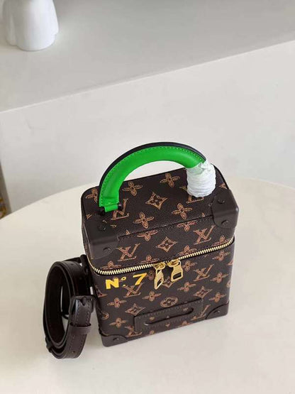 The Franco Shops - Louis Vuittons  - 12013