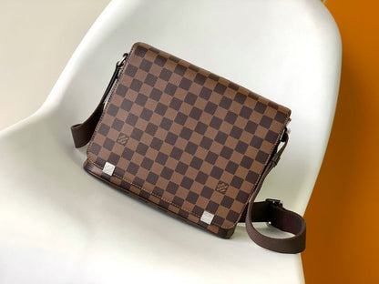 Franco Shops - Louis Vuittons  - 15664