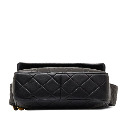 CHANEL CC Matelasse Tassel Camera Bag