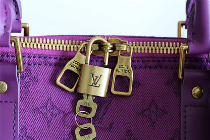 Franco Shops - Louis Vuittons  - 9458