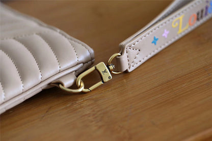 Franco Shops - Louis Vuittons  - 9348