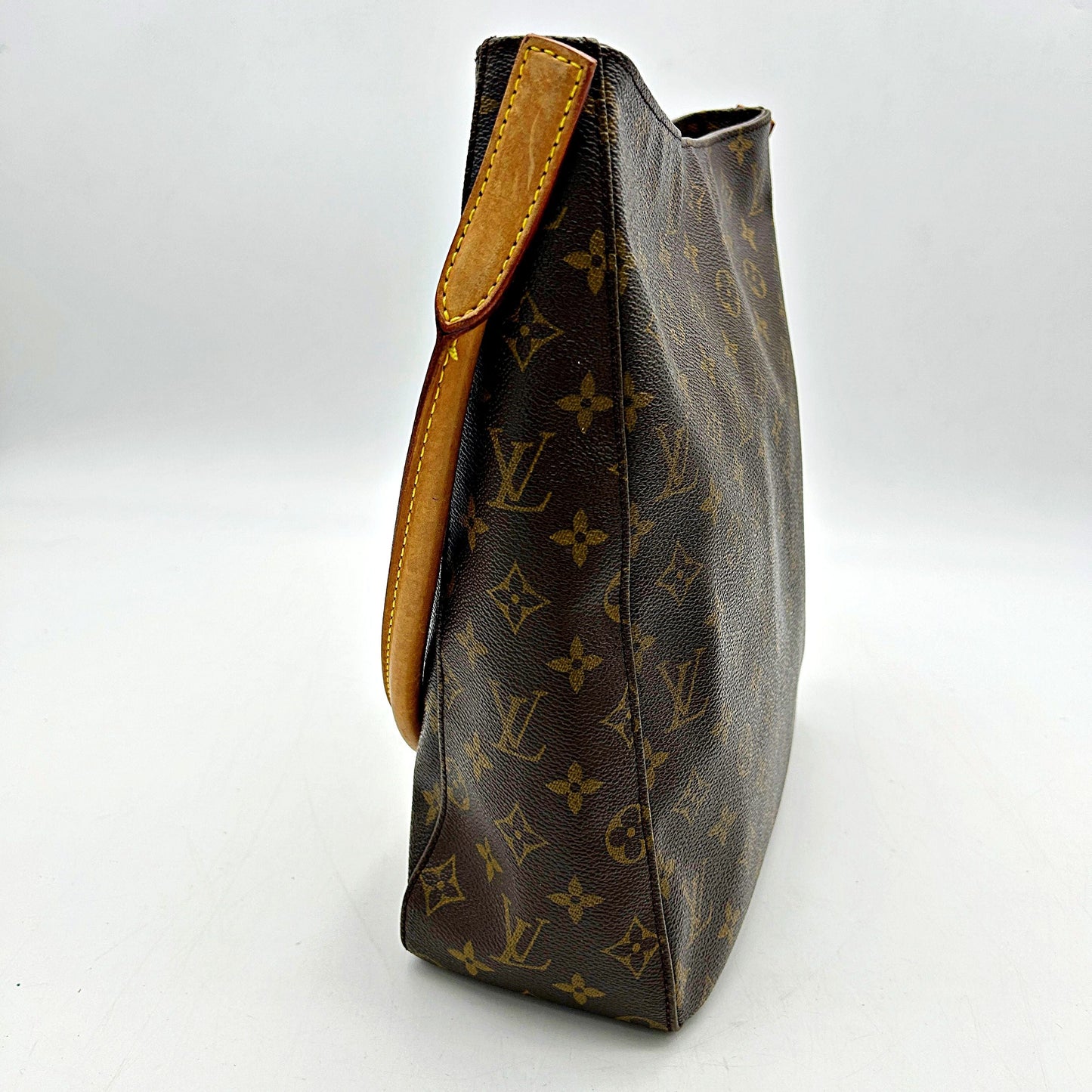 LOUIS VUITTON Monogram Looping GM  AF836