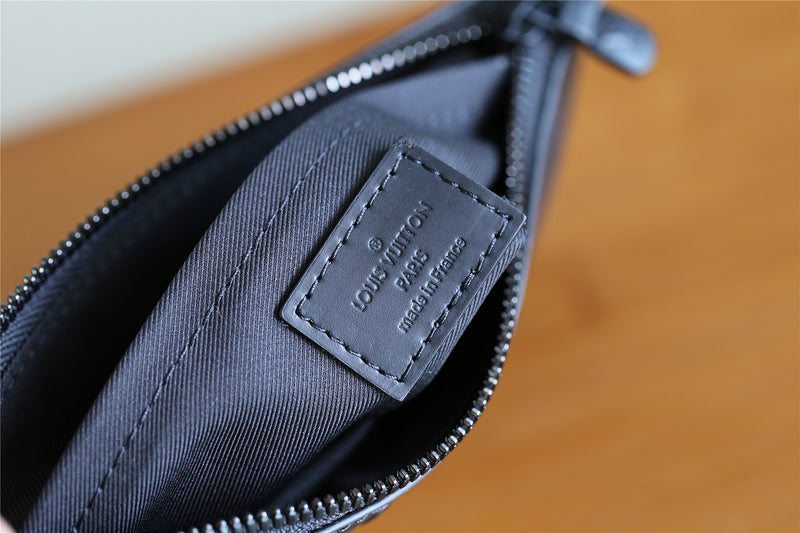 Franco Shops - Louis Vuittons  - 9262
