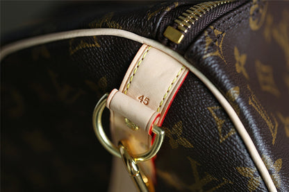 Franco Shops - Louis Vuittons  - 9451