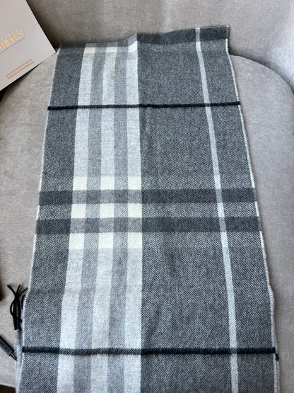 Burberry Classic Check Shale Grey Cashmere Scarf (RRP £420)