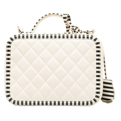 Chanel CC Filigree Vanity Case Leather Shoulder Bag in Excellent condition