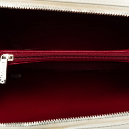 Chanel CC Filigree Vanity Case Leather Shoulder Bag in Excellent condition