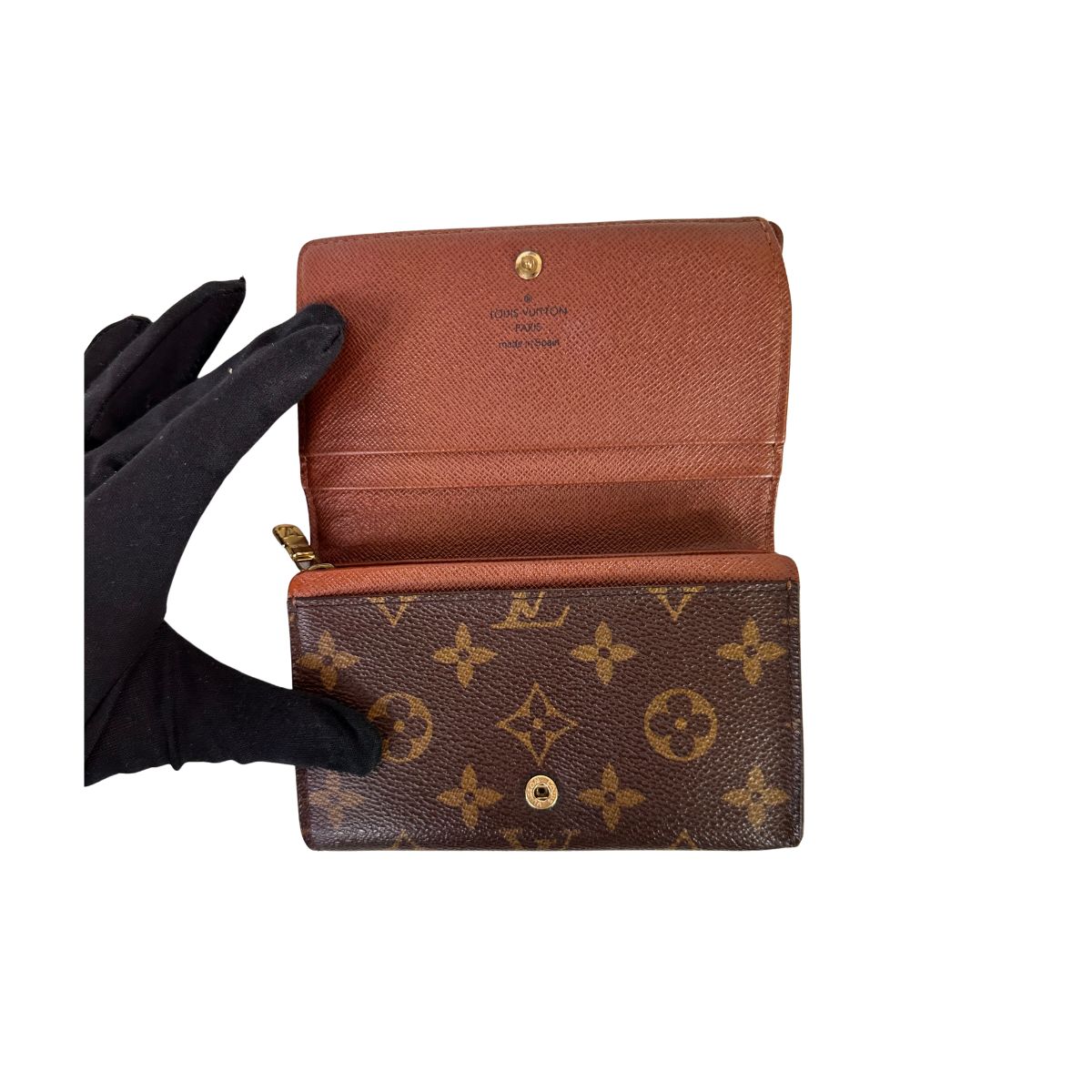 Louis Vuitton Wallet Medium in Monogram Canvas