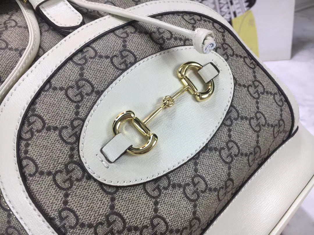 GC122 10.6x13.8x6.5inch
