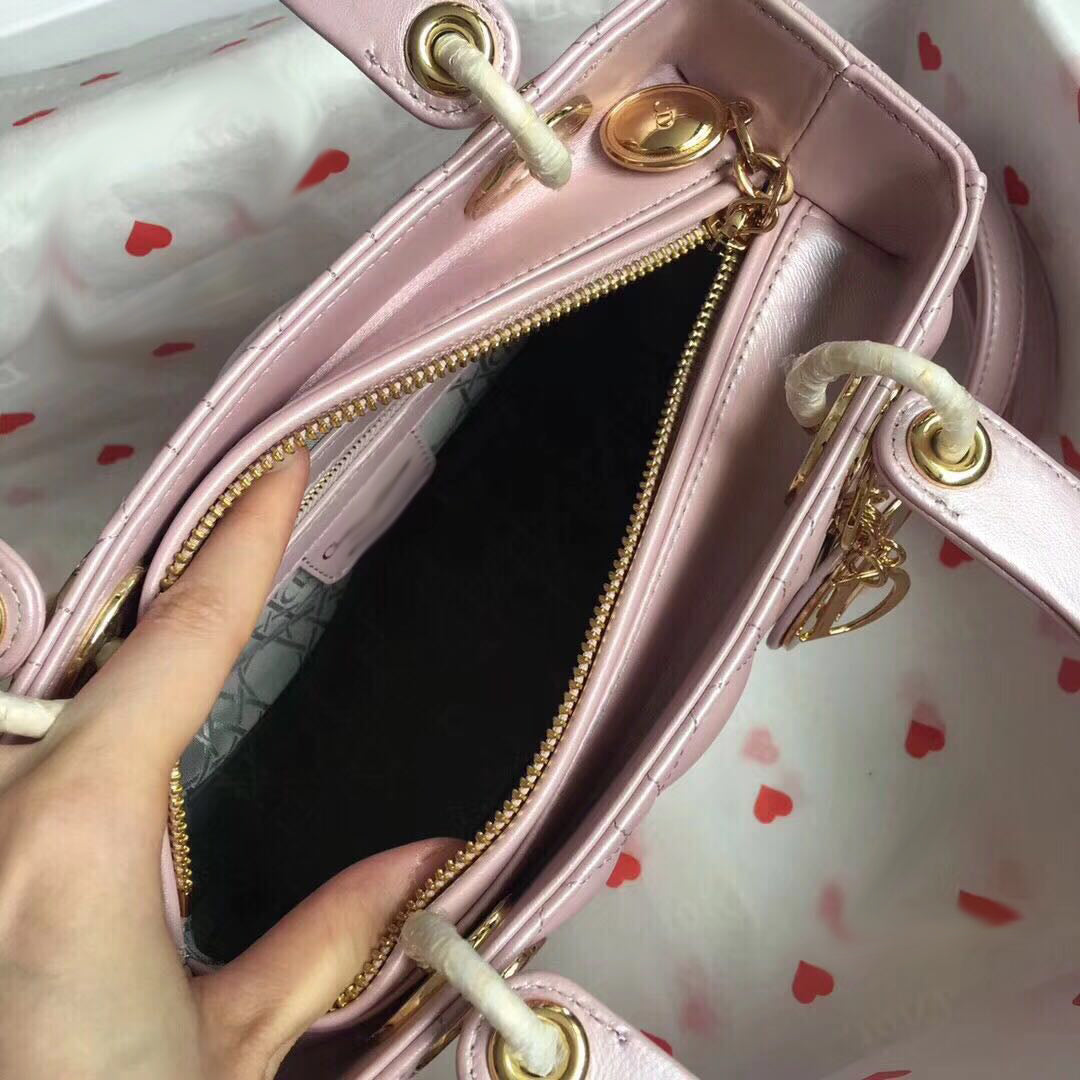 DR022  9.45x7.87x4.33inch