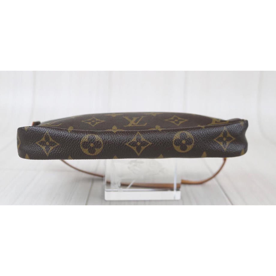 Rank A ｜   LV Monogram Pochette Accessoires ｜090305