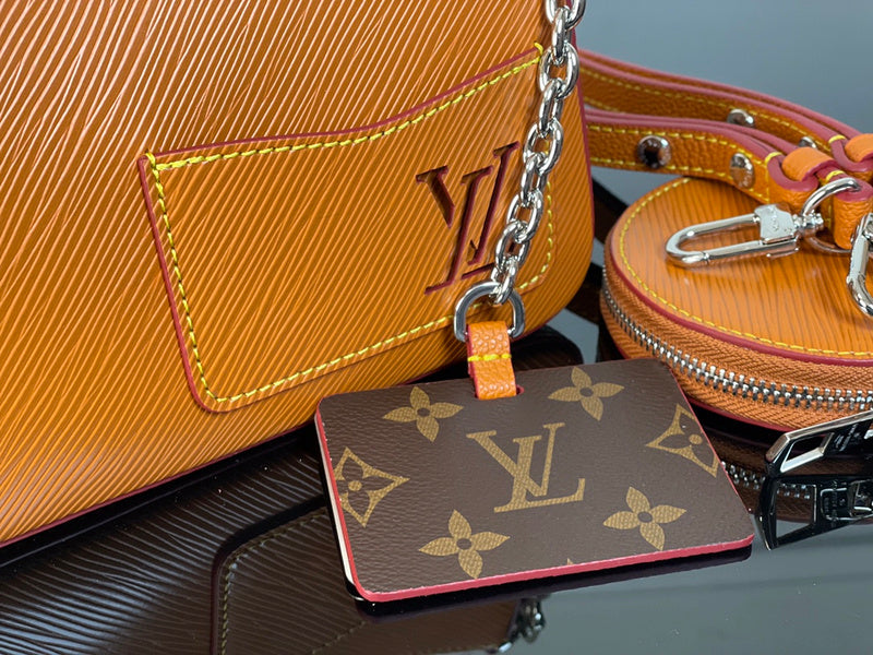 Franco Shops- Louis Vuittons  - 15851