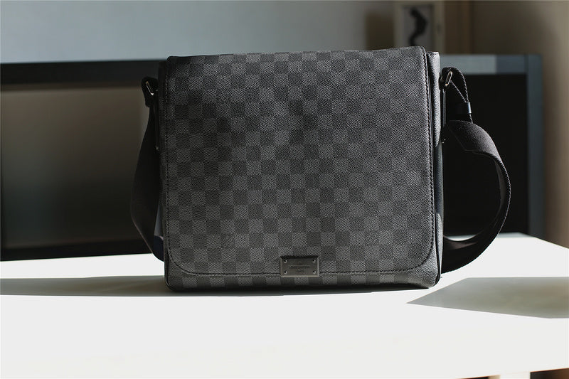 Franco Shops - Louis Vuittons  - 10415