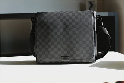 Franco Shops - Louis Vuittons  - 10415
