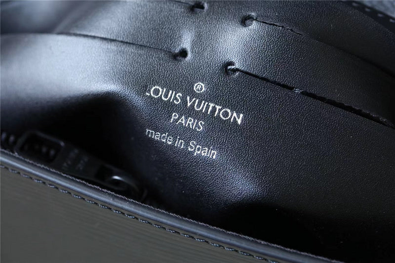 Franco Shops - Louis Vuittons  - 10694