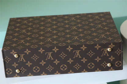 Franco Shops - Louis Vuittons  - 9508