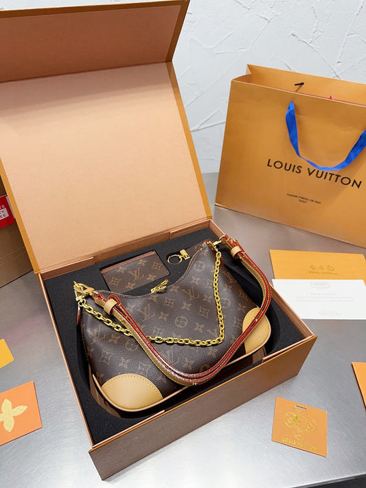 Franco Shops - Louis Vuittons  - 15025