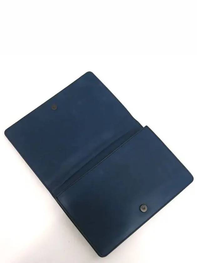 Luxury Bottega Veneta blue clutch bag