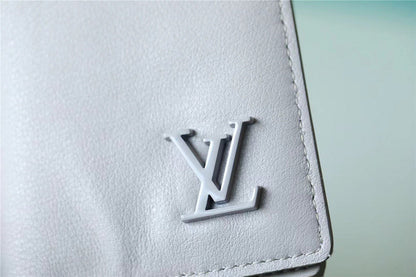 Franco Shops - Louis Vuittons  - 10745
