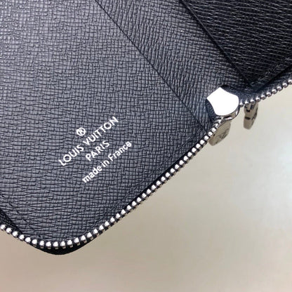 Franco Shops - Louis Vuittons  - 10885