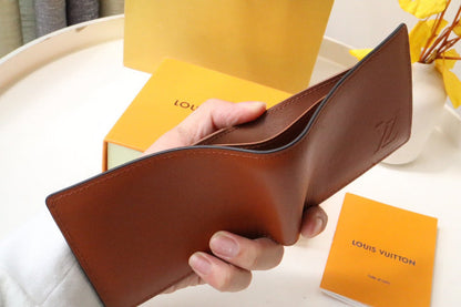 Franco Shops - Louis Vuittons  - 15776