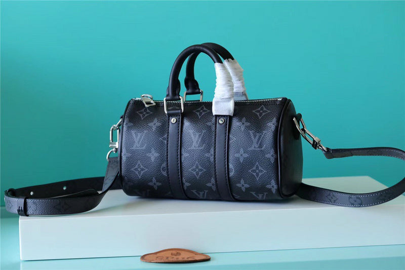 The Franco Shops - Louis Vuittons  - 11263