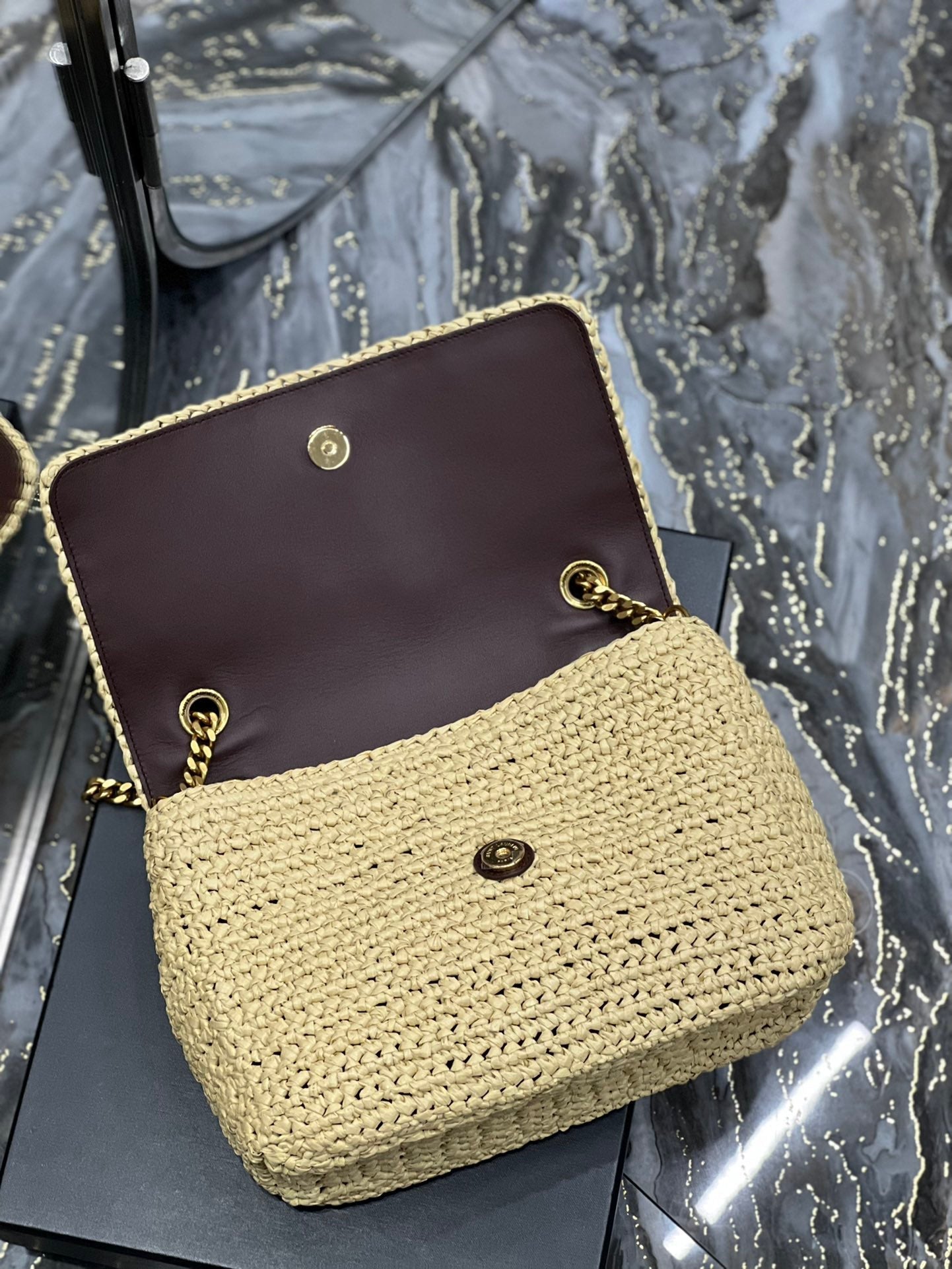 Yves Saint Laurent Niki Medium Chain Bag