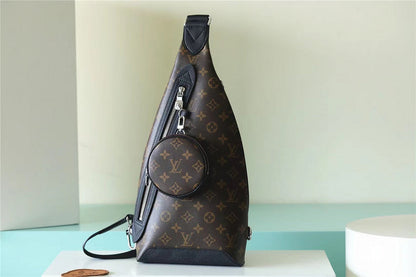 Franco Shops - Louis Vuittons  - 9950