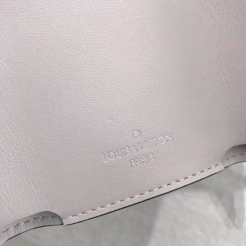 Franco Shops - Louis Vuittons  - 9191