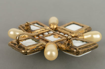 Collier croix Chanel