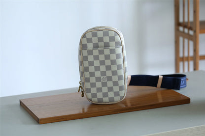 Franco Shops - Louis Vuittons  - 9388