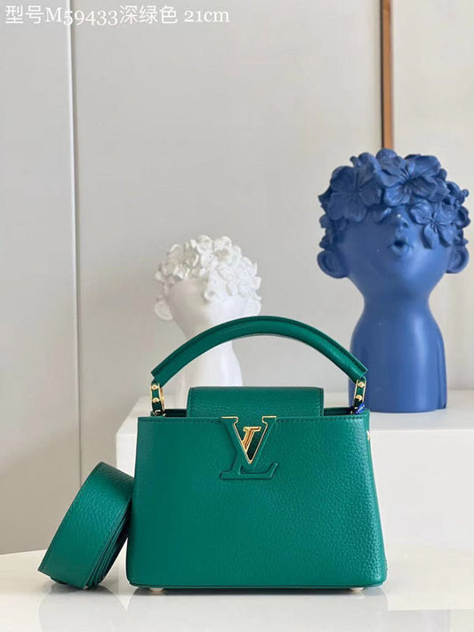 The Franco Shops - Louis Vuittons  - 12047
